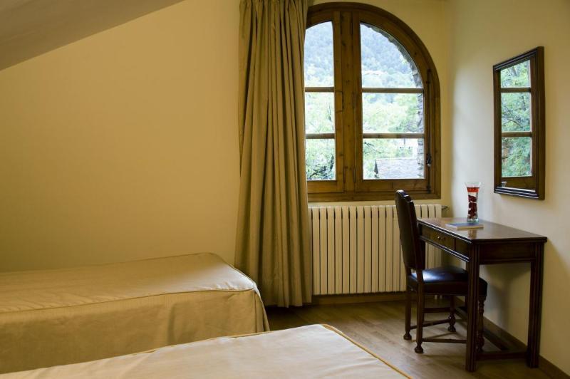 Hotel Santa Barbara De La Vall D'Ordino Dış mekan fotoğraf